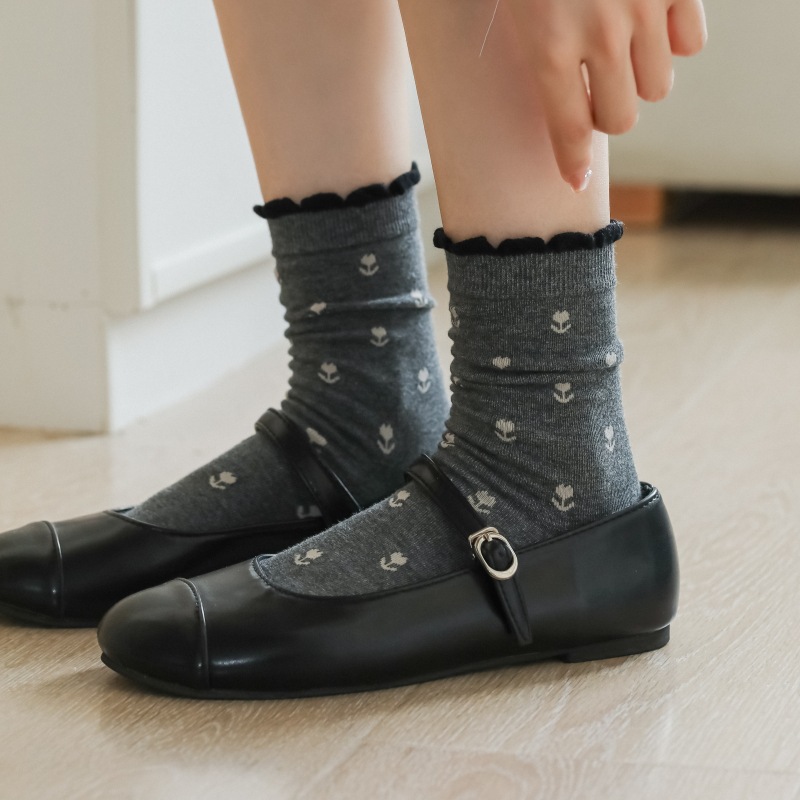 5 Pairs of Women's Stylish Floral Retro Mid-Calf Socks