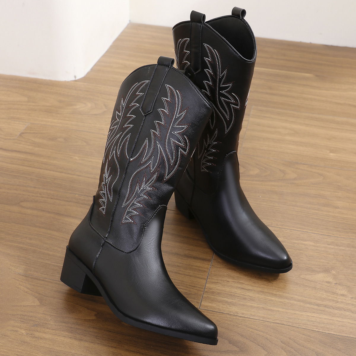 Women's Retro Classic Western Cowboy Slip-on Boots