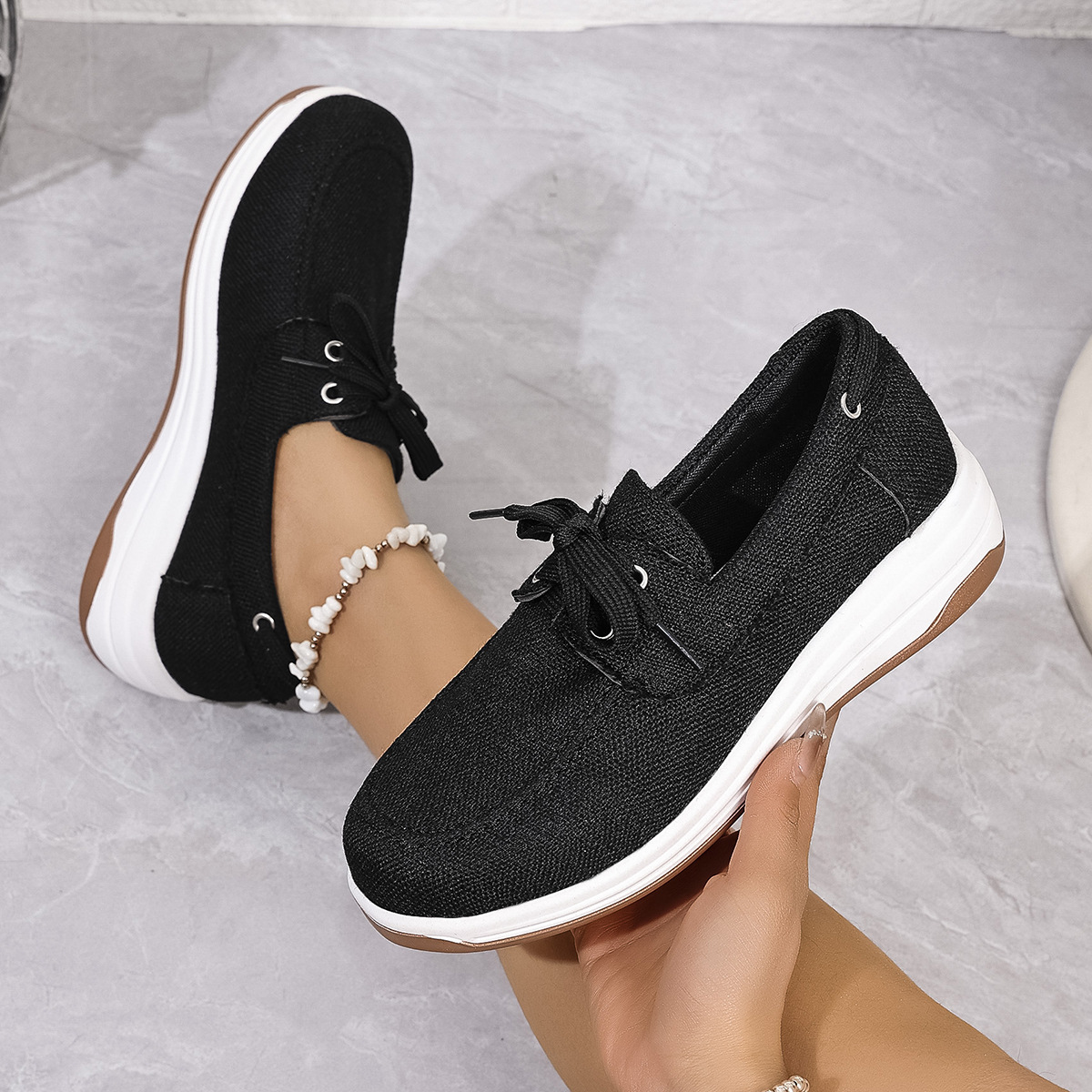 Breathable Fabric Thick Sole Slip-on Shoes