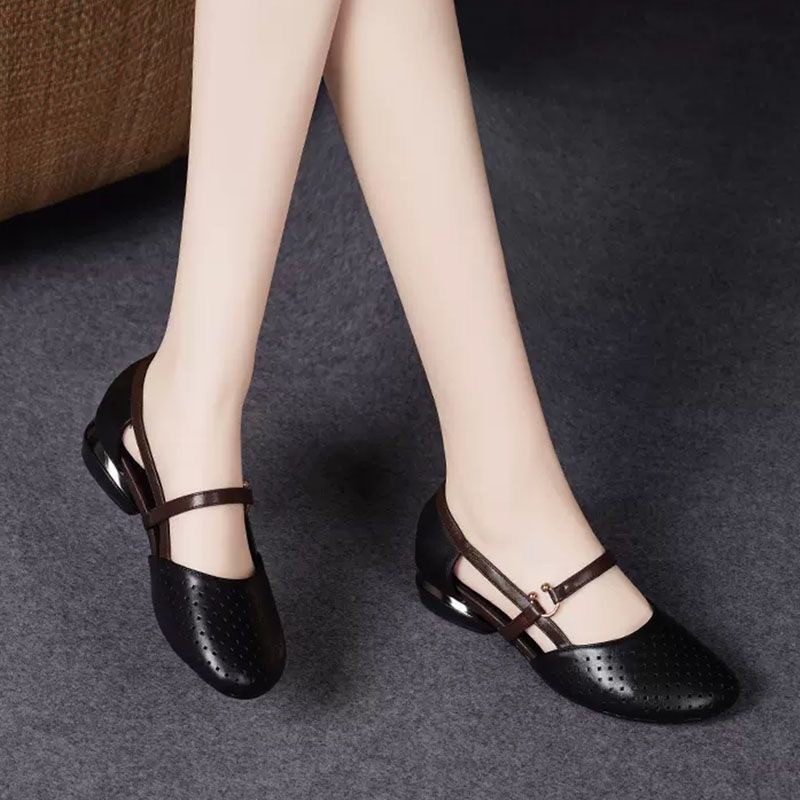 Clearance Sale 60% OFF - Women's Casual Hollow Heel Soft Leather Sandals