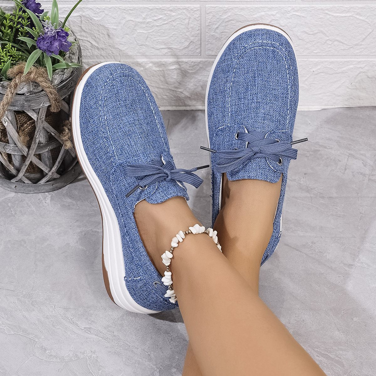 Breathable Fabric Thick Sole Slip-on Shoes