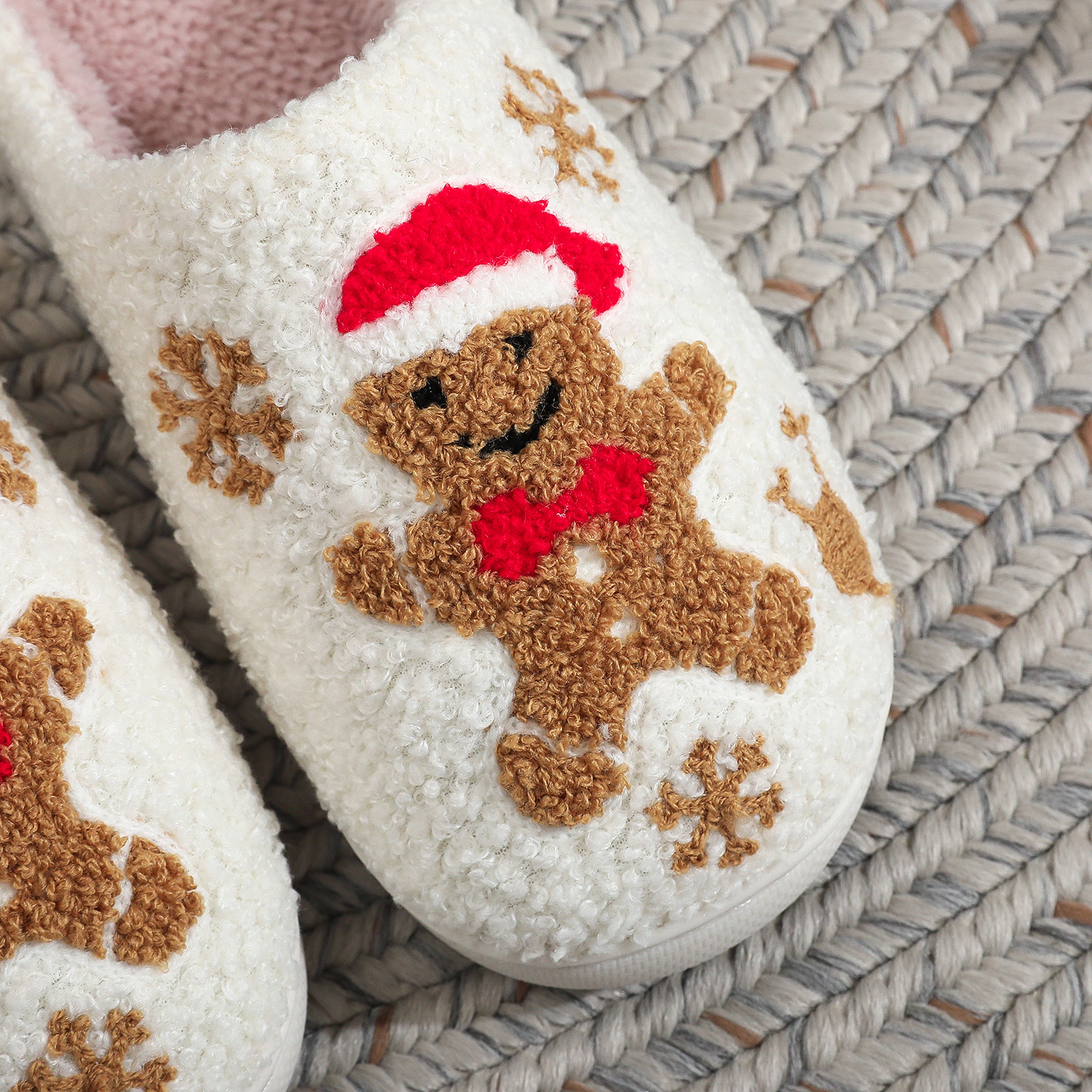 Gingerbread Man Snowflake Christmas-themed Couple Slippers
