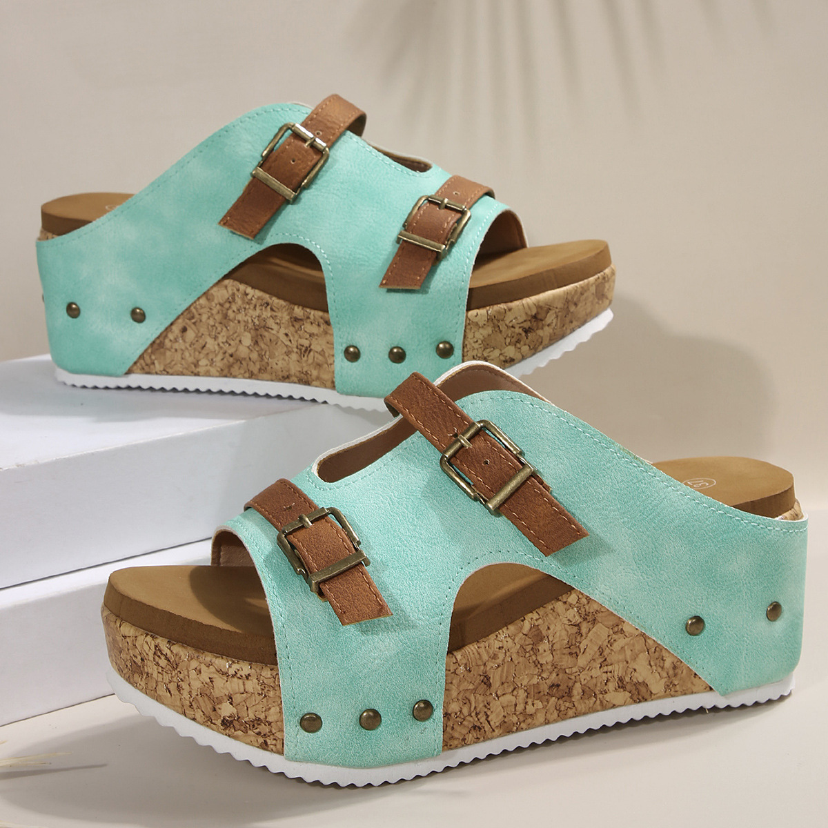 Summer New Style Buckle Light Foam Bottom Beach Open Toe Shoes