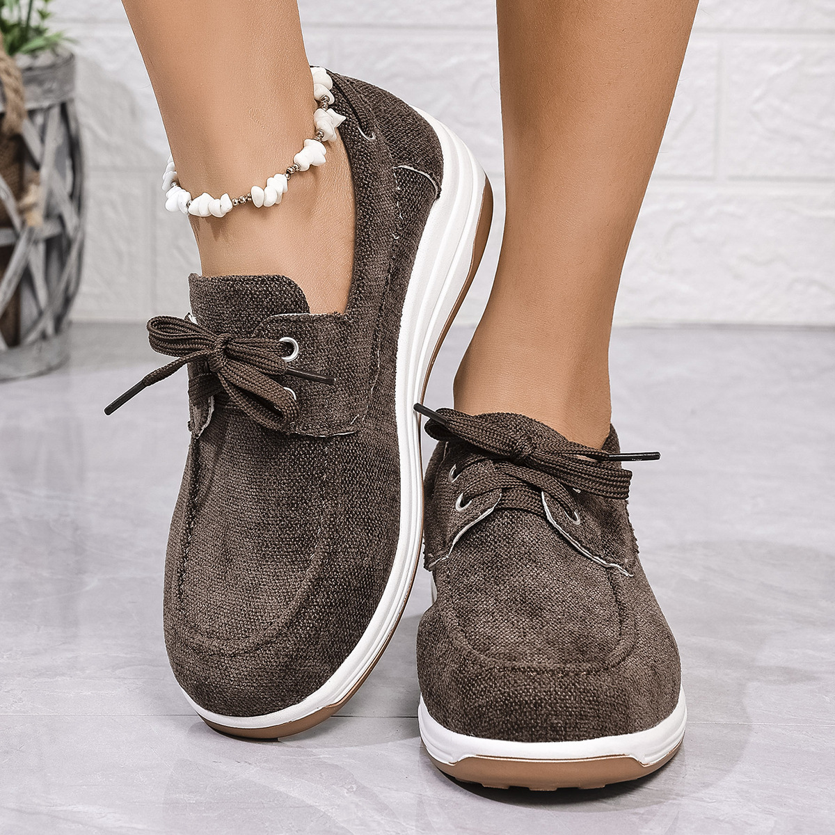 Breathable Fabric Thick Sole Slip-on Shoes