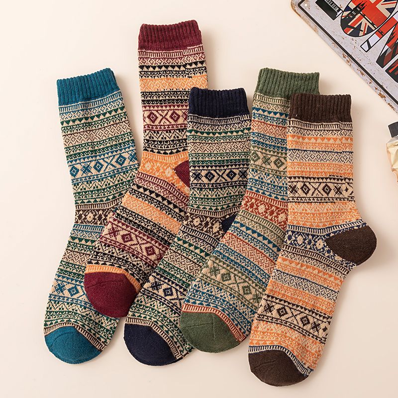 5 Pairs of Men's Retro Patterned Cotton Socks