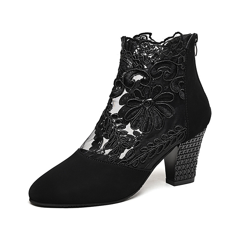 Chic Floral Lace Ladies Boots