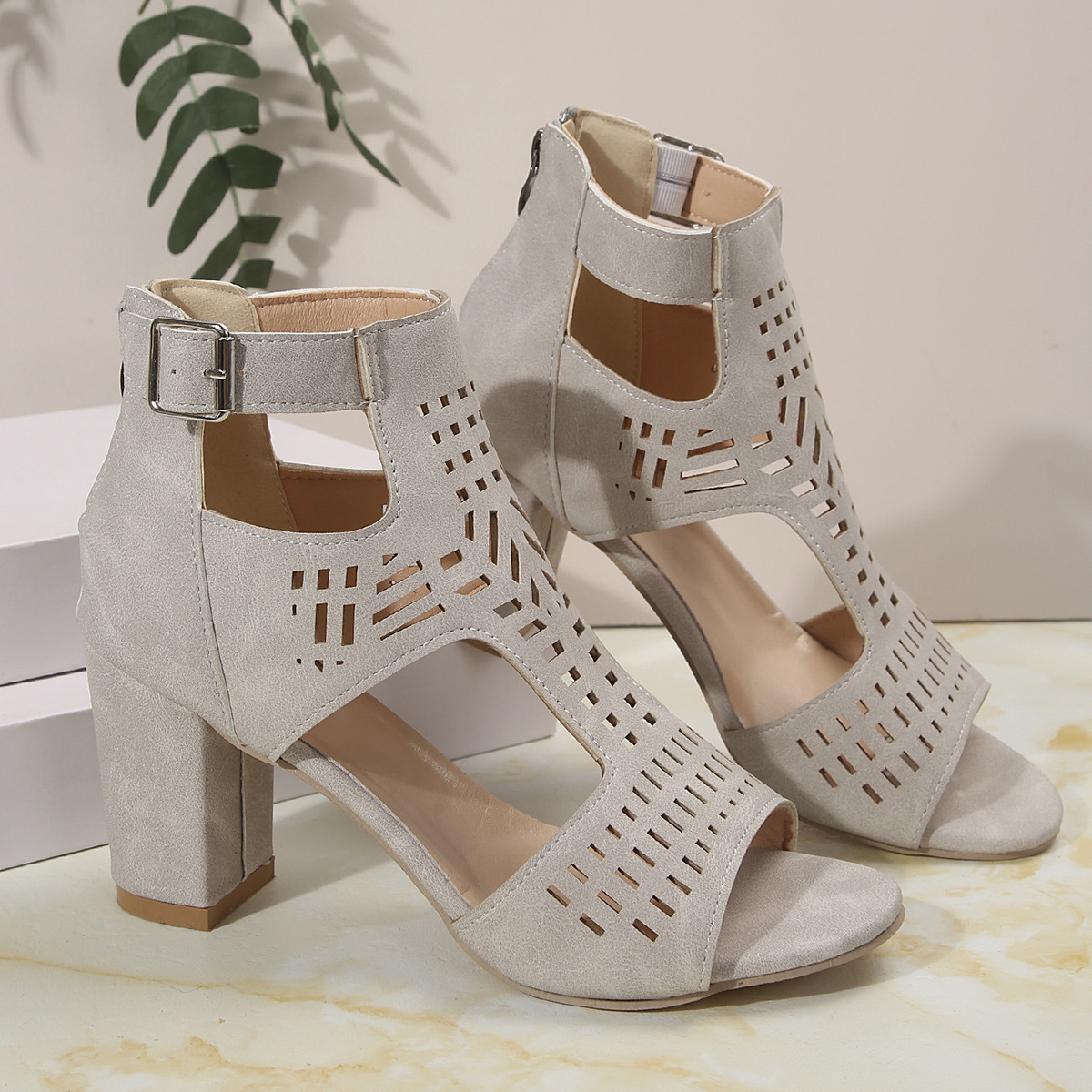 Women's Solid Color Hollow Out Chunky Heel