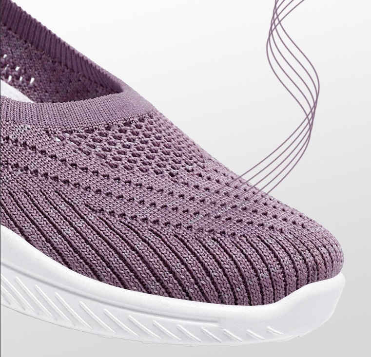 Soft-soled Breathable Fly-knit Slip-on Shoes