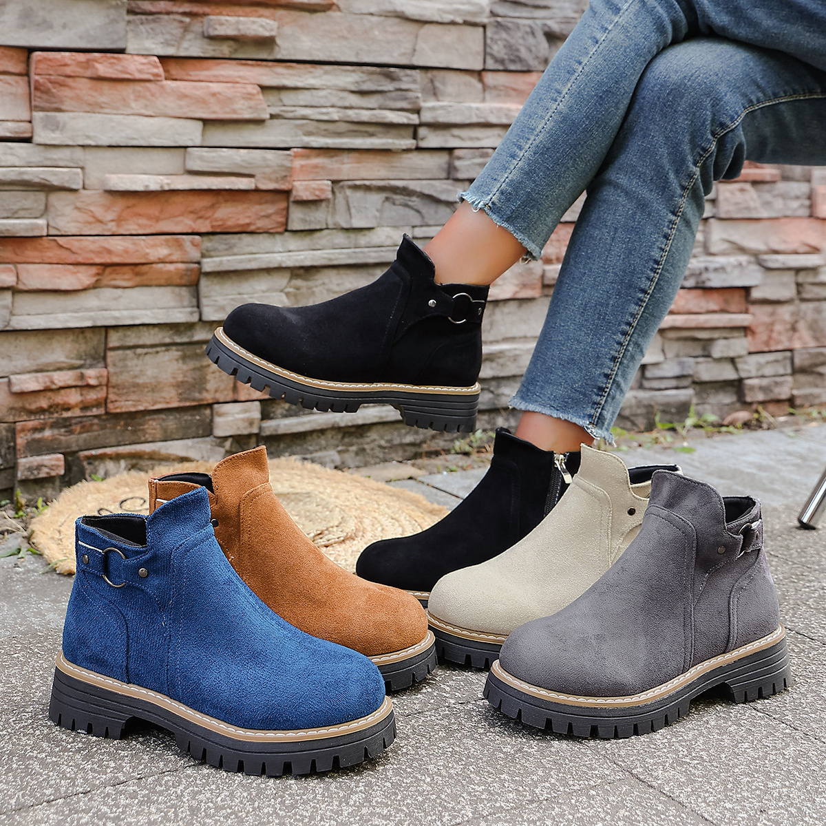 Women's Retro Chelsea Ankle Boots with Elastic Side Panels