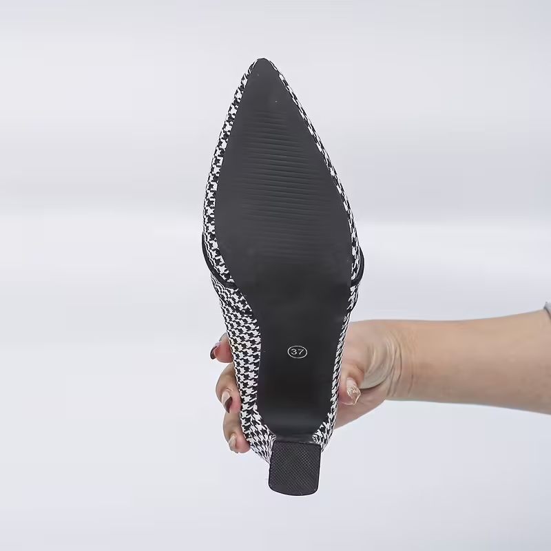Women's Elegant And Versatile Checkered Pattern Chunky Heels Shoes