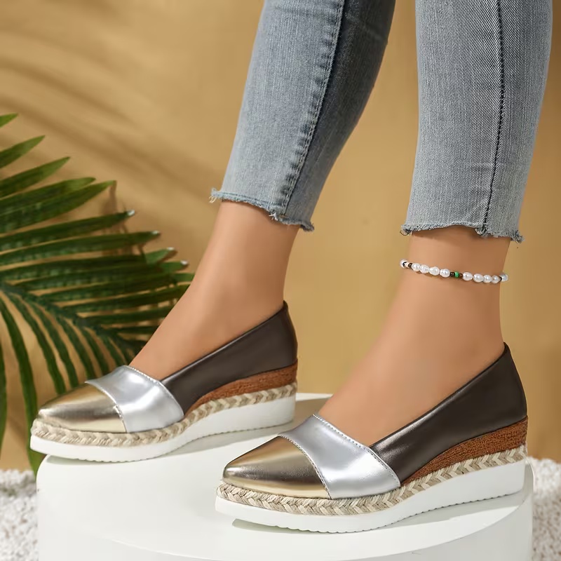 Women's Pointed Toe Platform Loafers