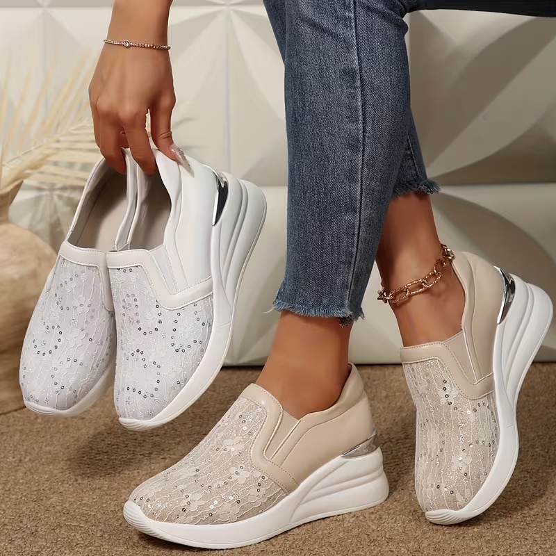 Women's Fashion Comfortable Thick-Soled Wedge Shoes