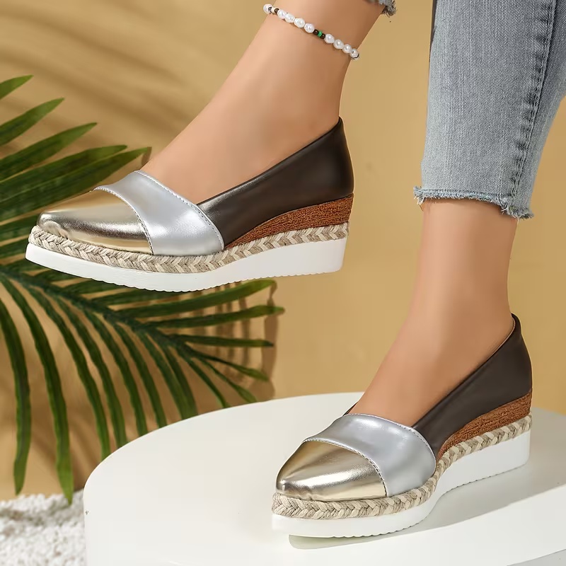 Women's Pointed Toe Platform Loafers