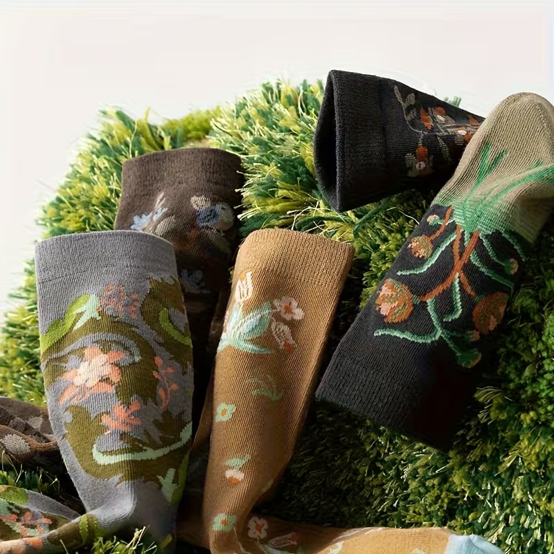5 Pairs of Retro Floral Mid-Calf Socks