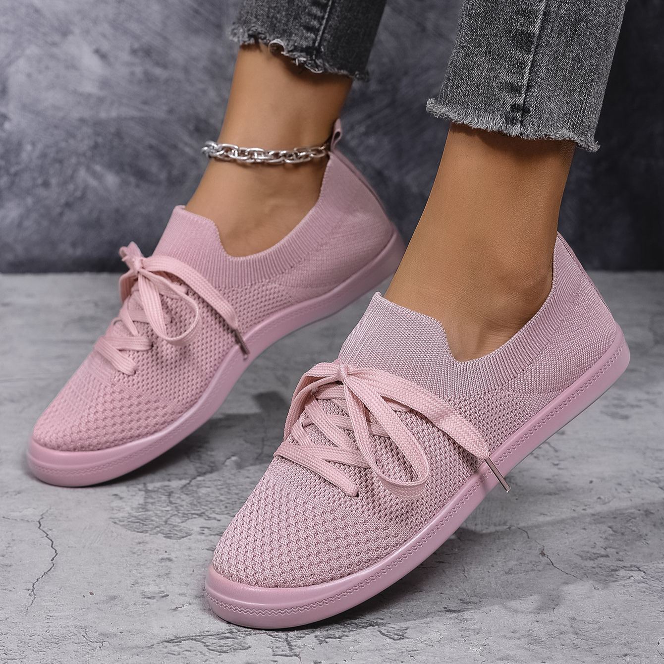 Mesh Flying Woven Light Lace-up Solid Color Flat Shoes