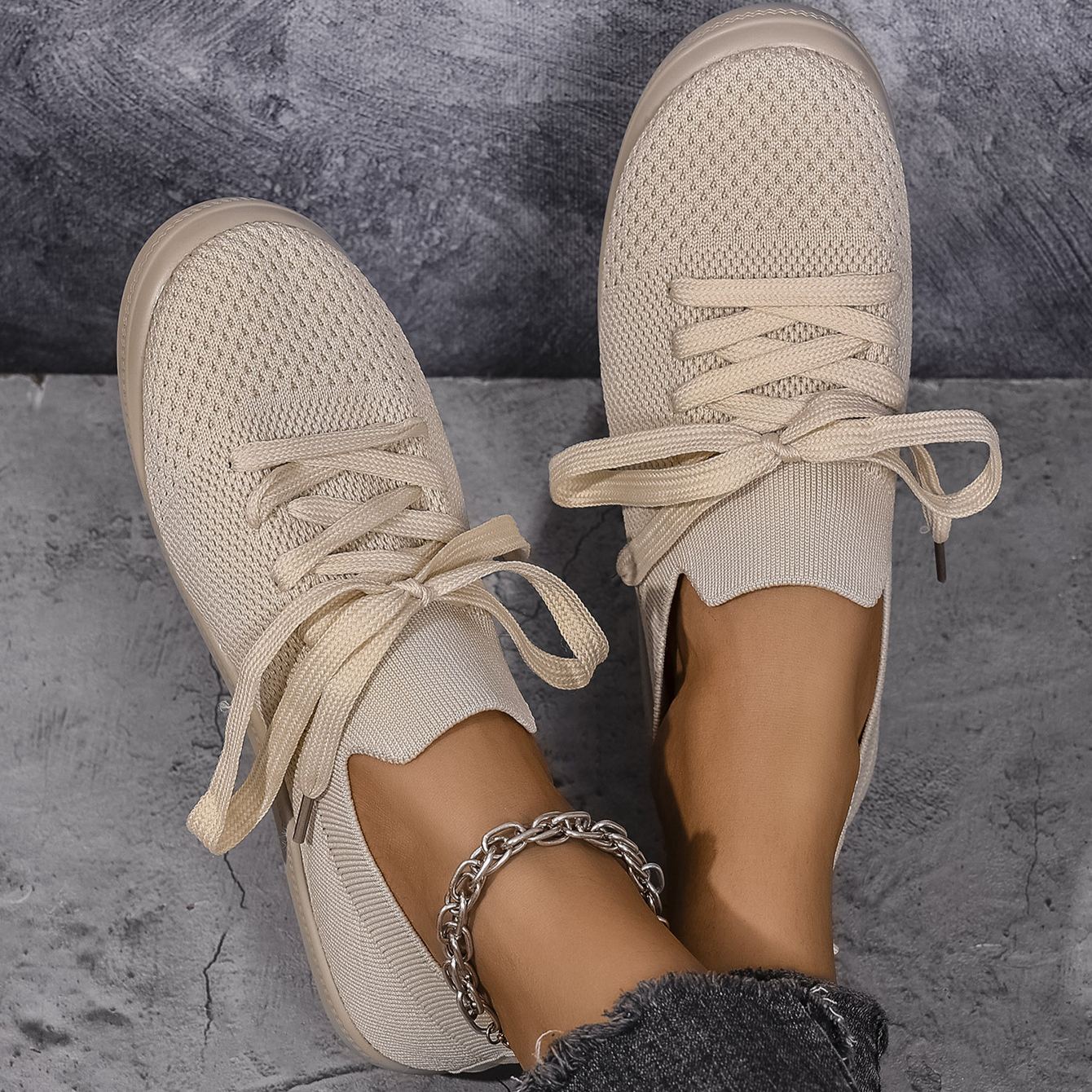 Mesh Flying Woven Light Lace-up Solid Color Flat Shoes