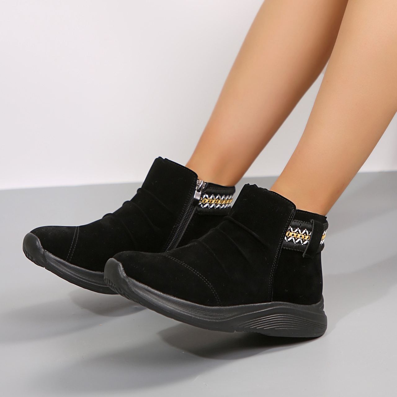 Thick-soled Round-toed Suede Martin Boots