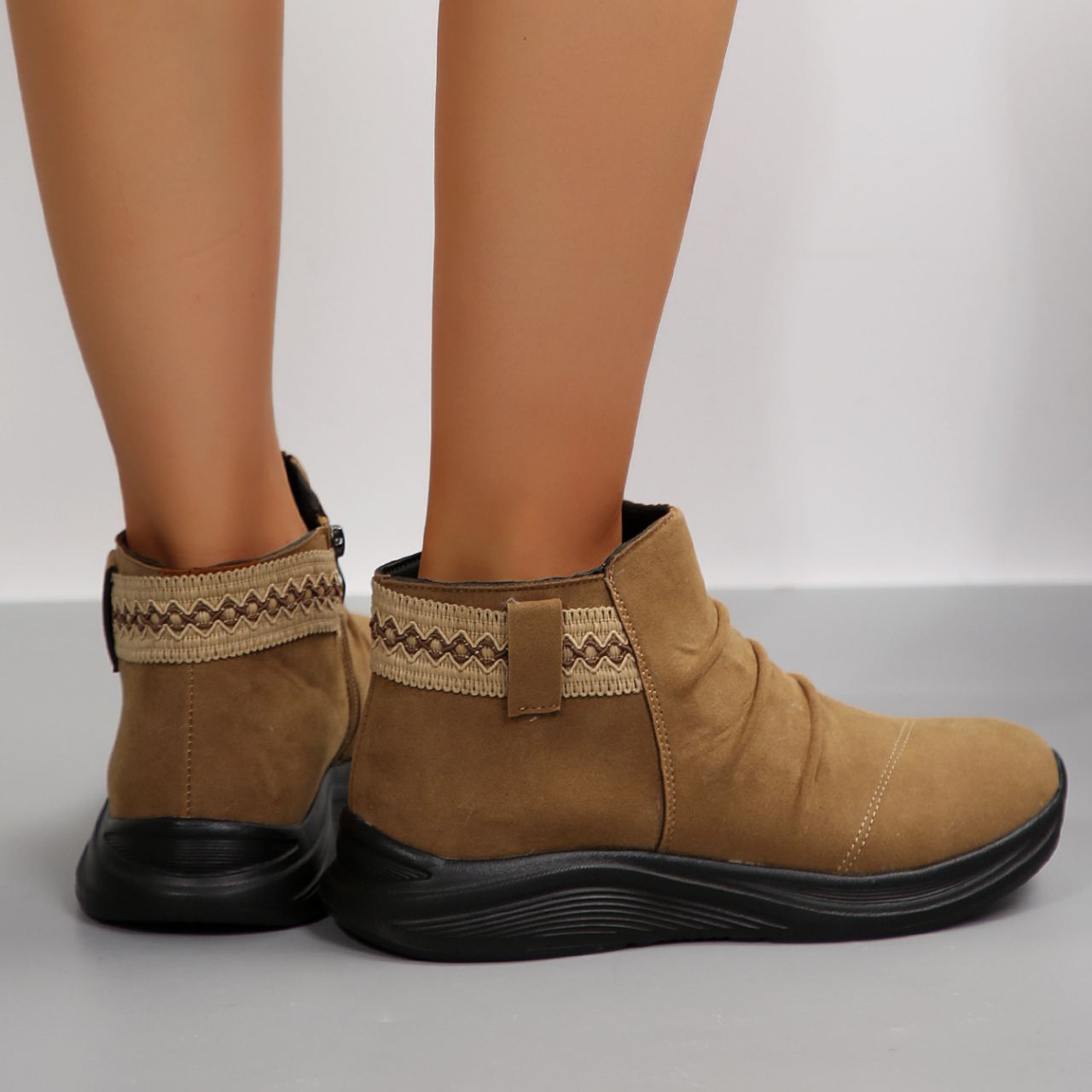 Thick-soled Round-toed Suede Martin Boots