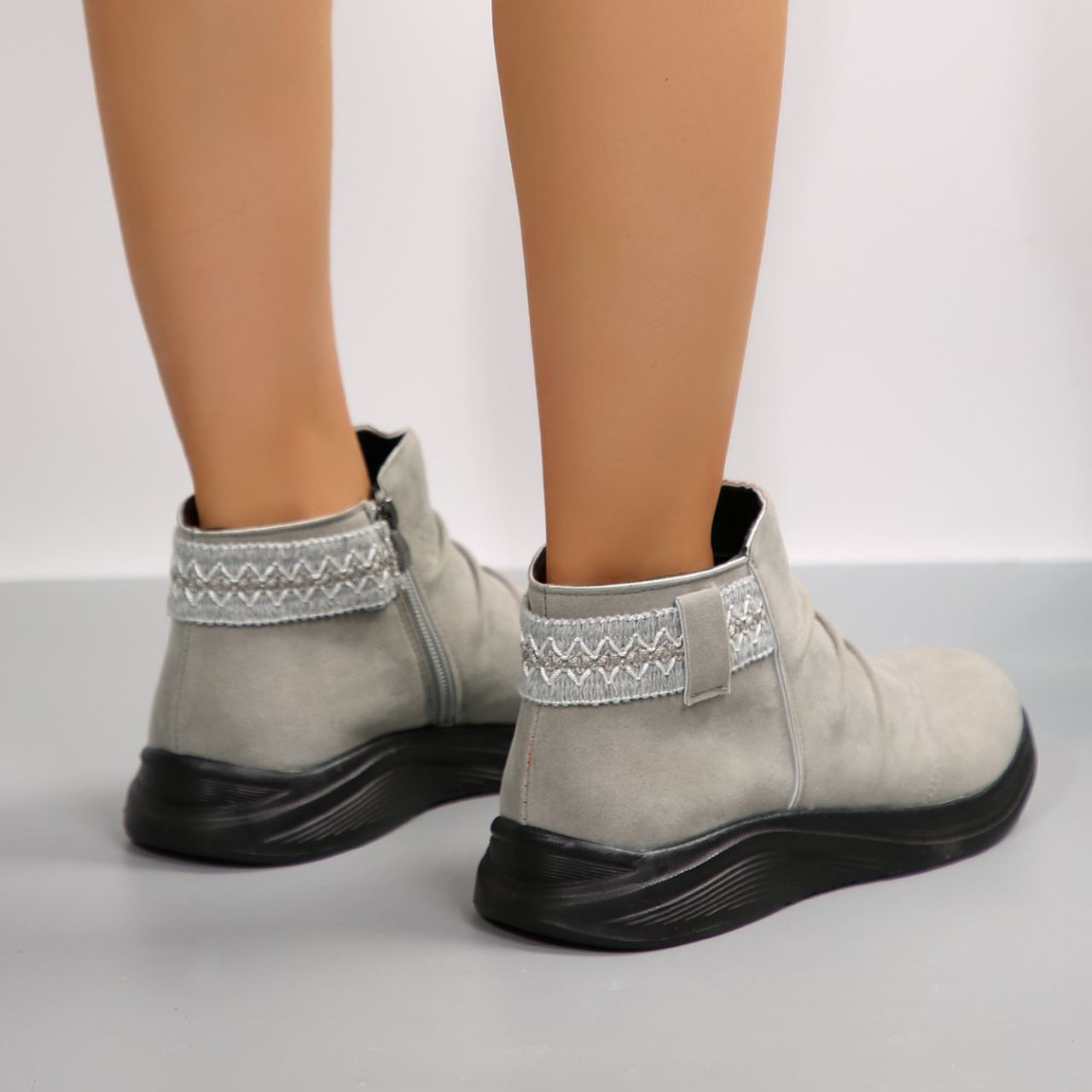 Thick-soled Round-toed Suede Martin Boots