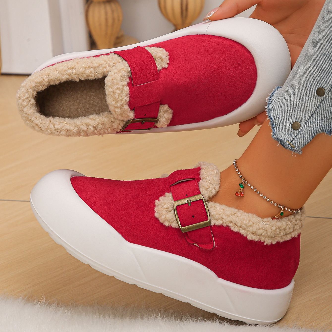 NEW ARRIVAL 70% OFF -  Women's Fleece-Lined Non-Slip Slip-On Boots 