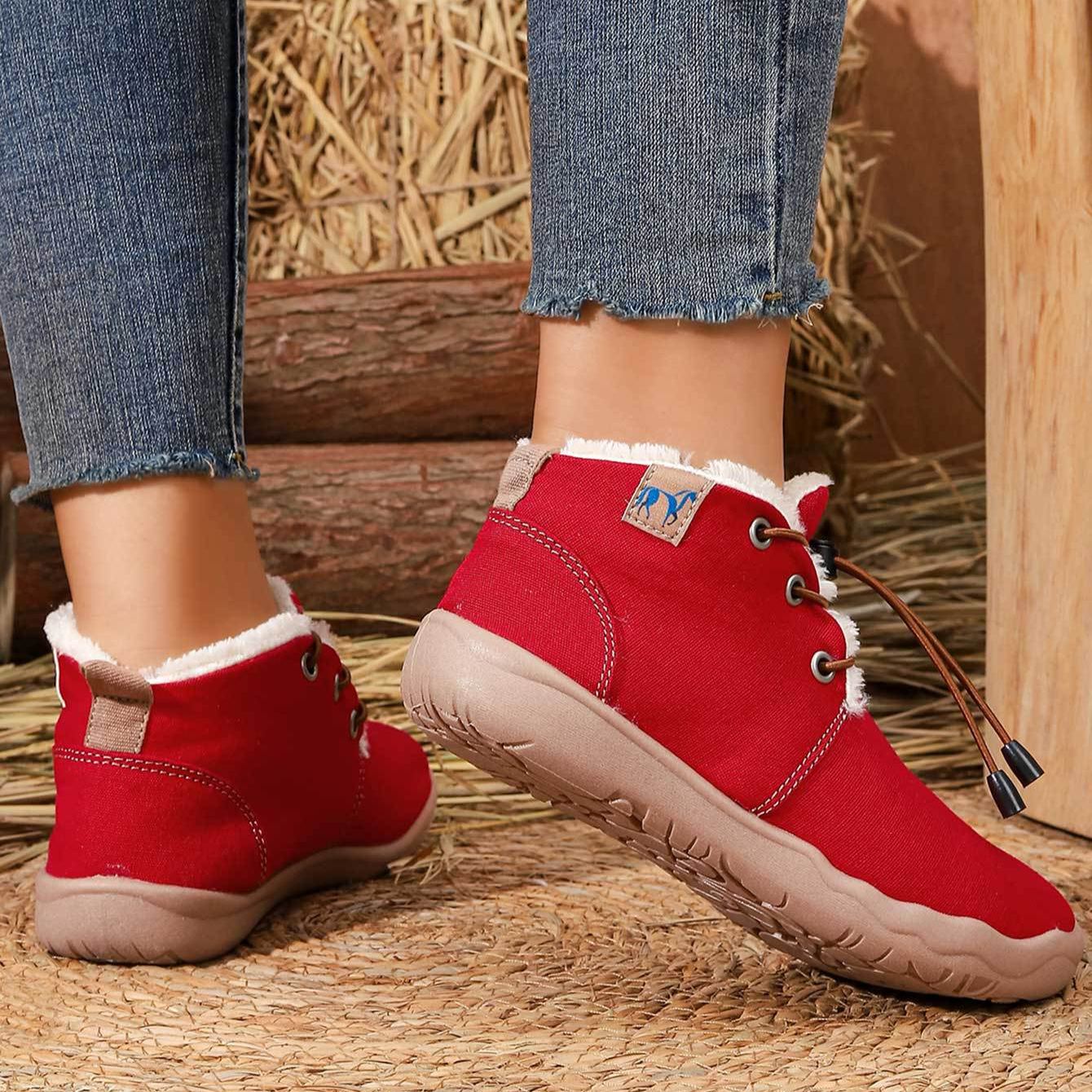 Women's Slip-On Closure Soft TPR Sole Warm Lined Interior Winter Boots