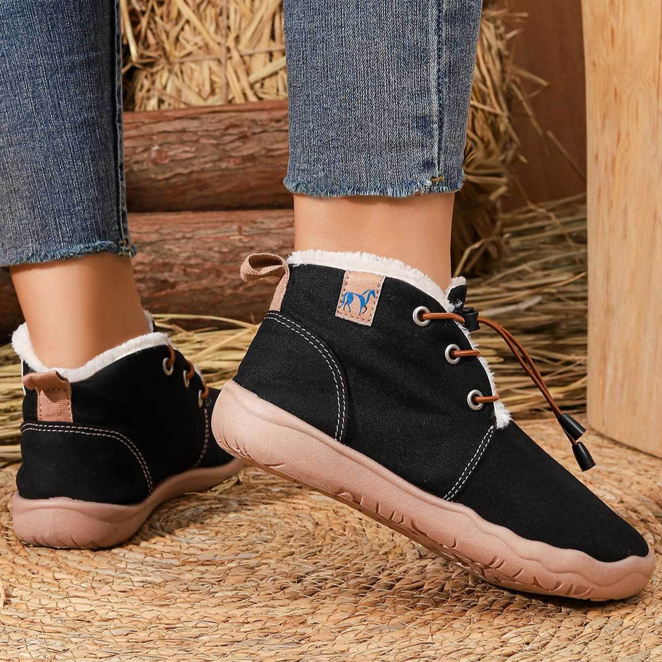 Women's Slip-On Closure Soft TPR Sole Warm Lined Interior Winter Boots