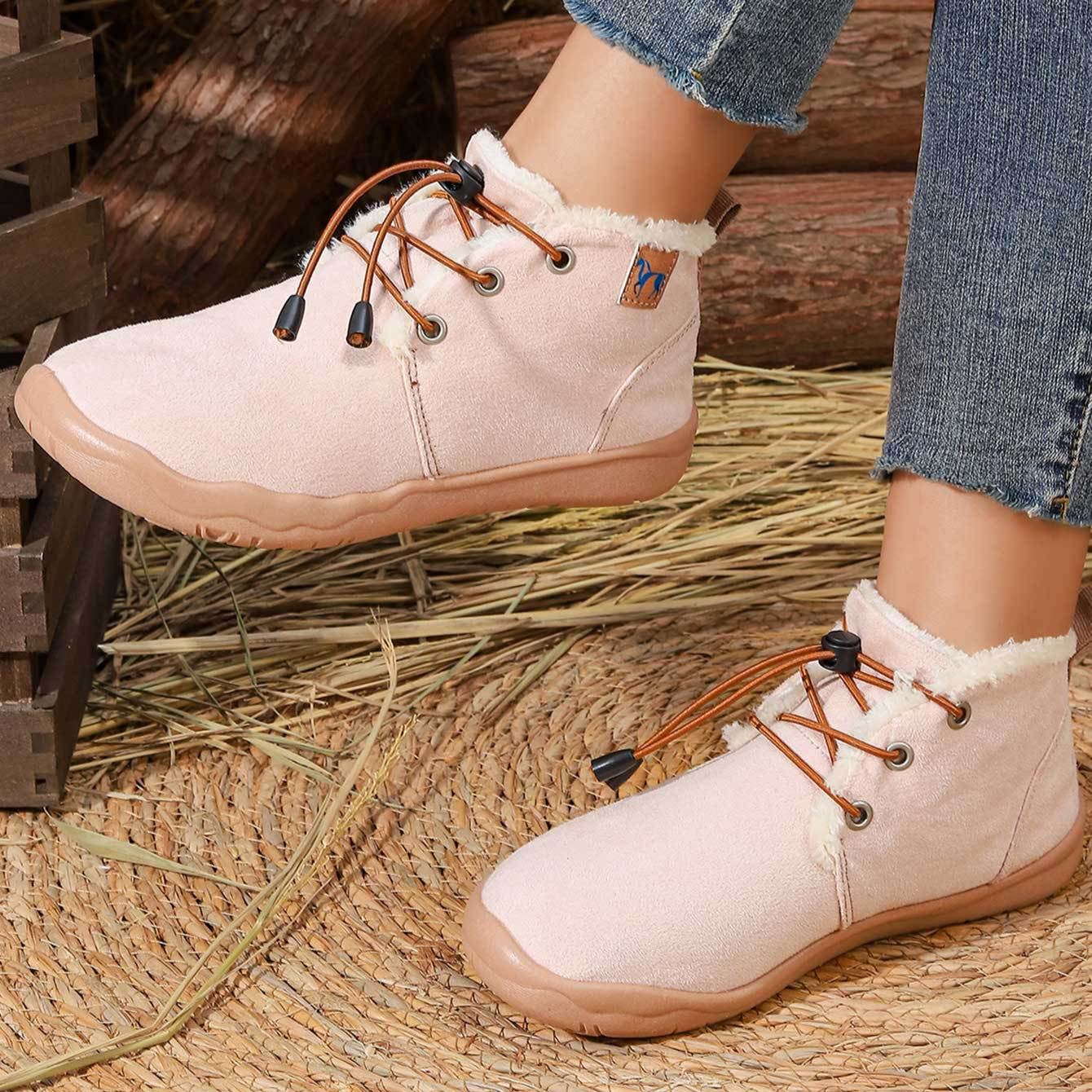 Women's Slip-On Closure Soft TPR Sole Warm Lined Interior Winter Boots