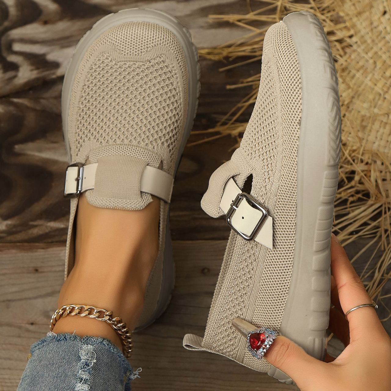 Women's Breathable Fabric Upper & Soft PU Sole Slip-On Shoes