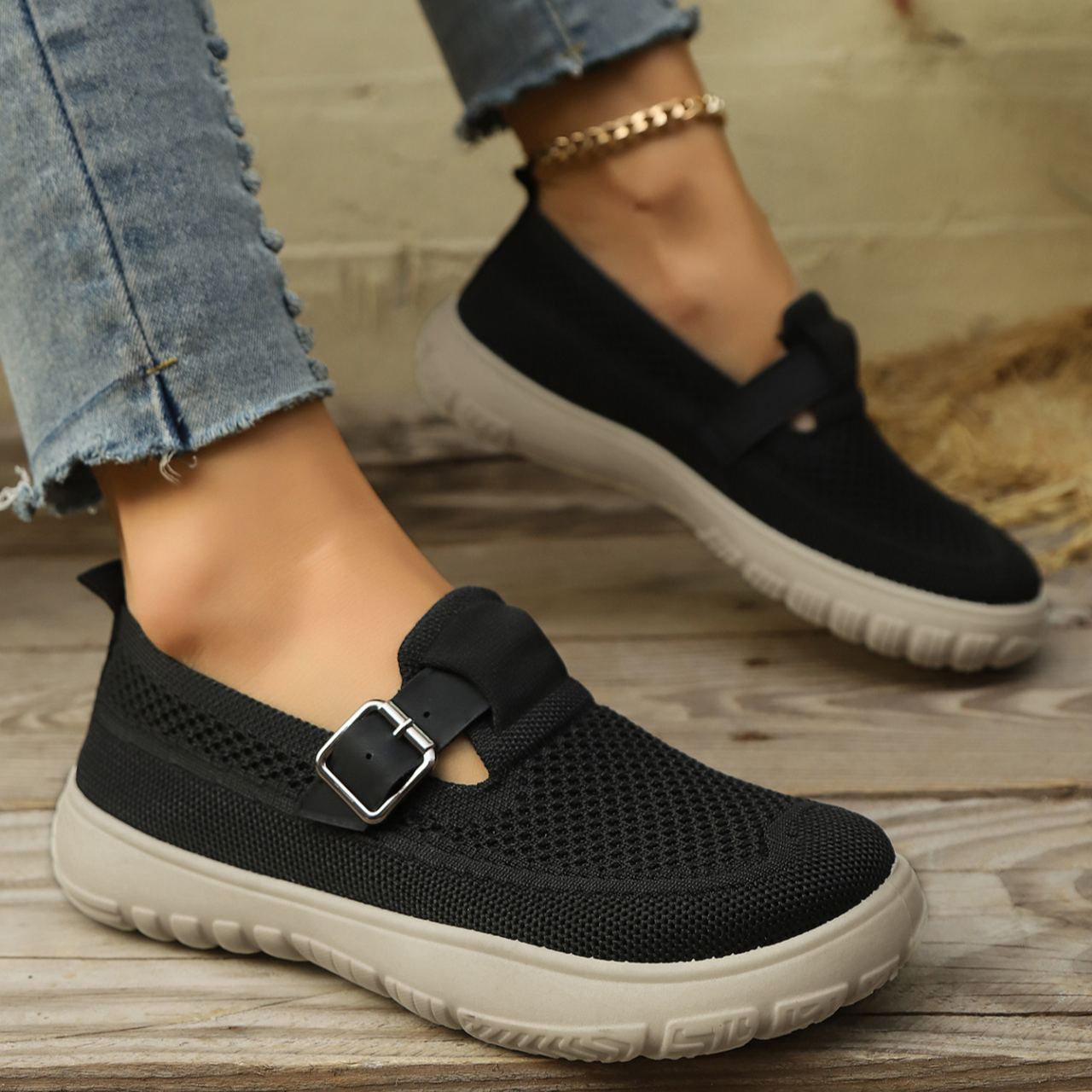 Women's Breathable Fabric Upper & Soft PU Sole Slip-On Shoes