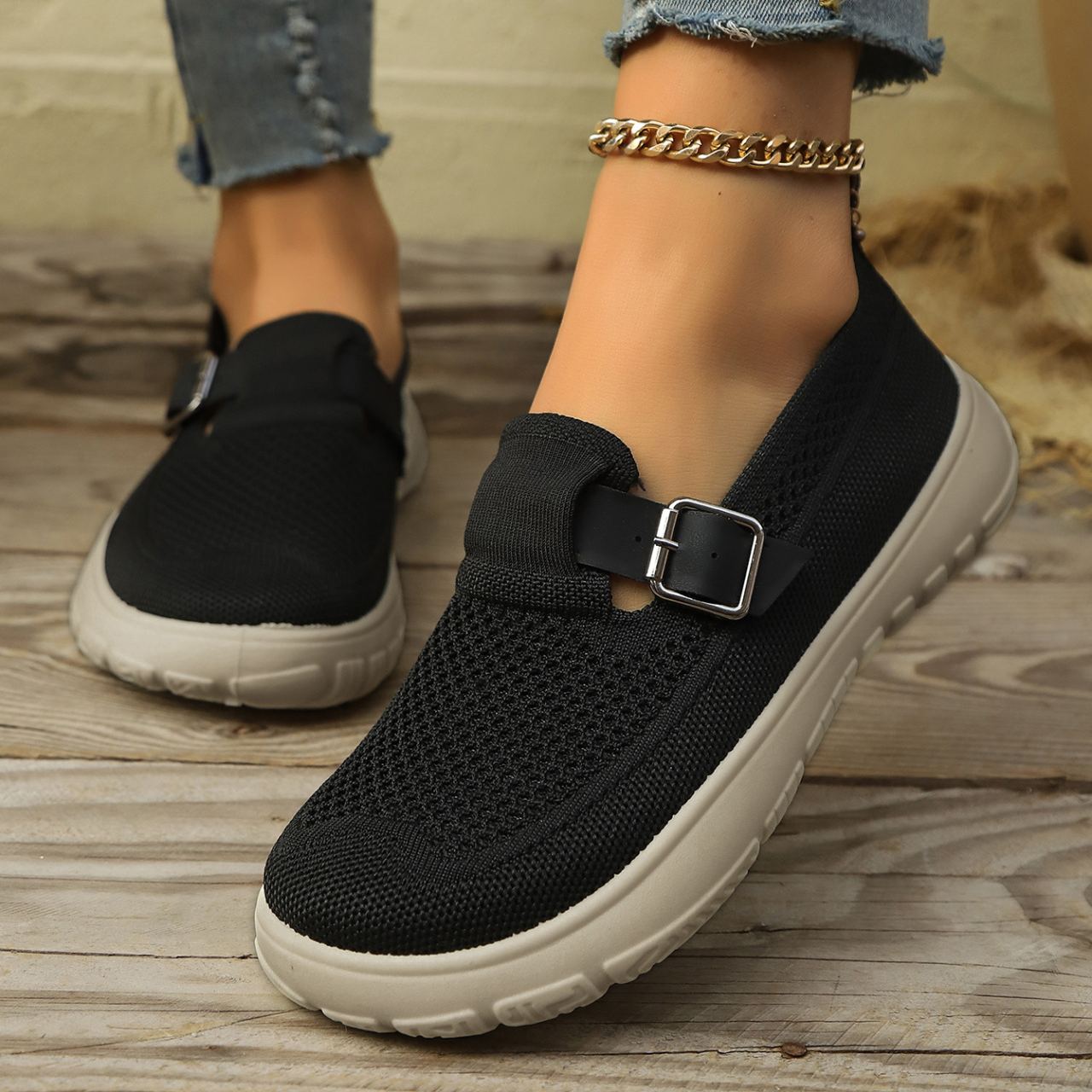 Women's Breathable Fabric Upper & Soft PU Sole Slip-On Shoes