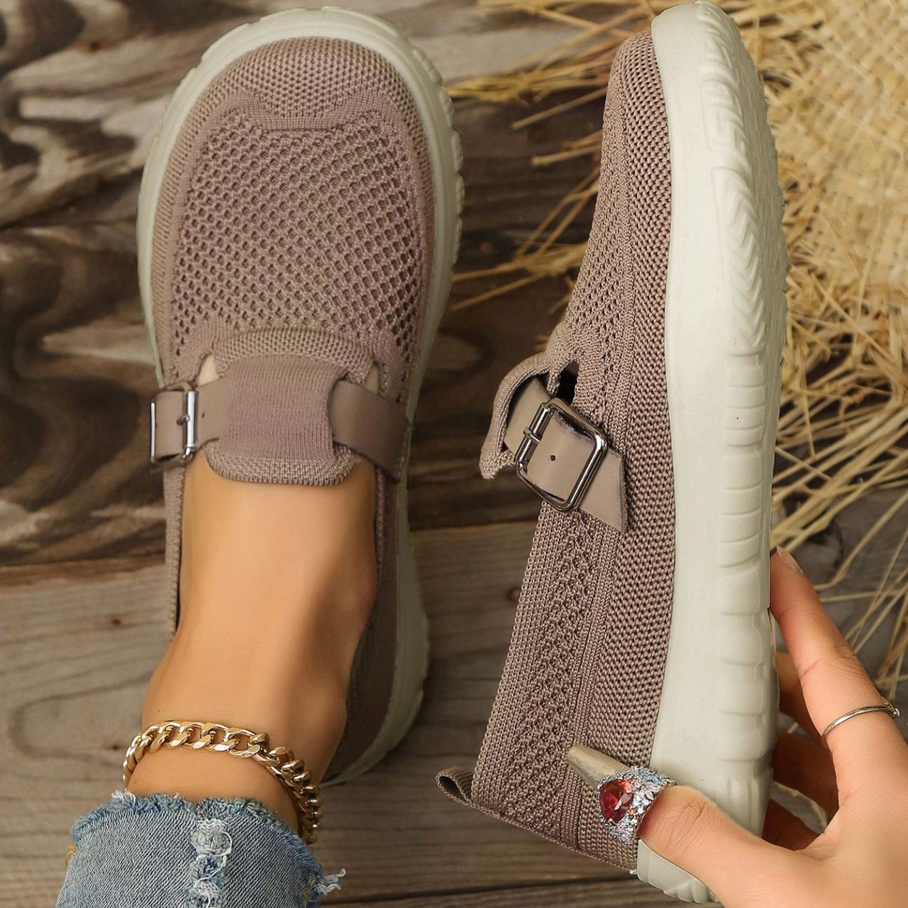 Women's Breathable Fabric Upper & Soft PU Sole Slip-On Shoes