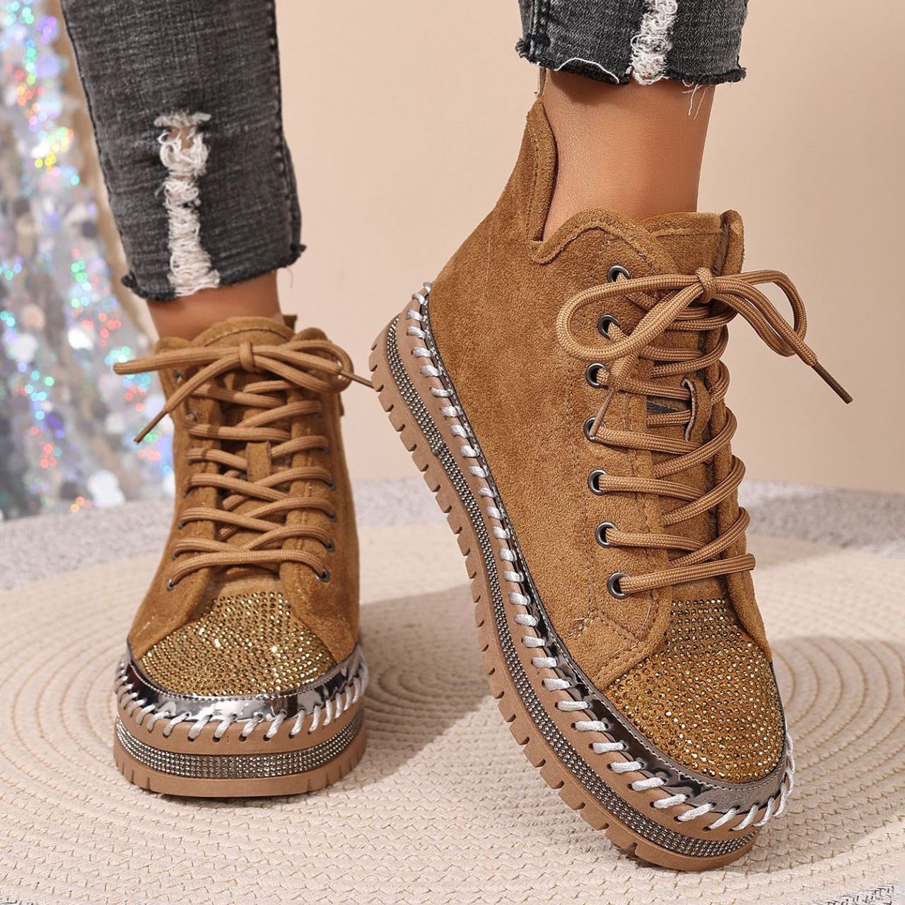 Women's Rhinestone-Decorated Lace-Up Chunky Platform Winter Boots with Fleece