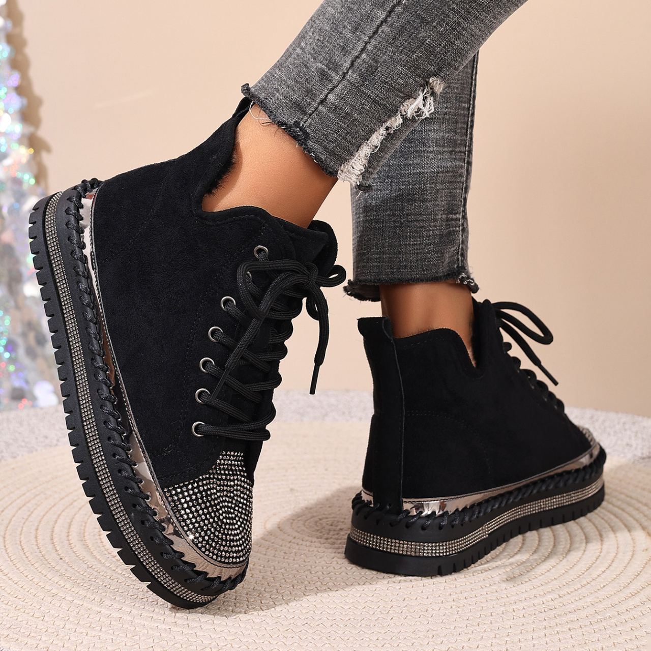 Women's Rhinestone-Decorated Lace-Up Chunky Platform Winter Boots with Fleece