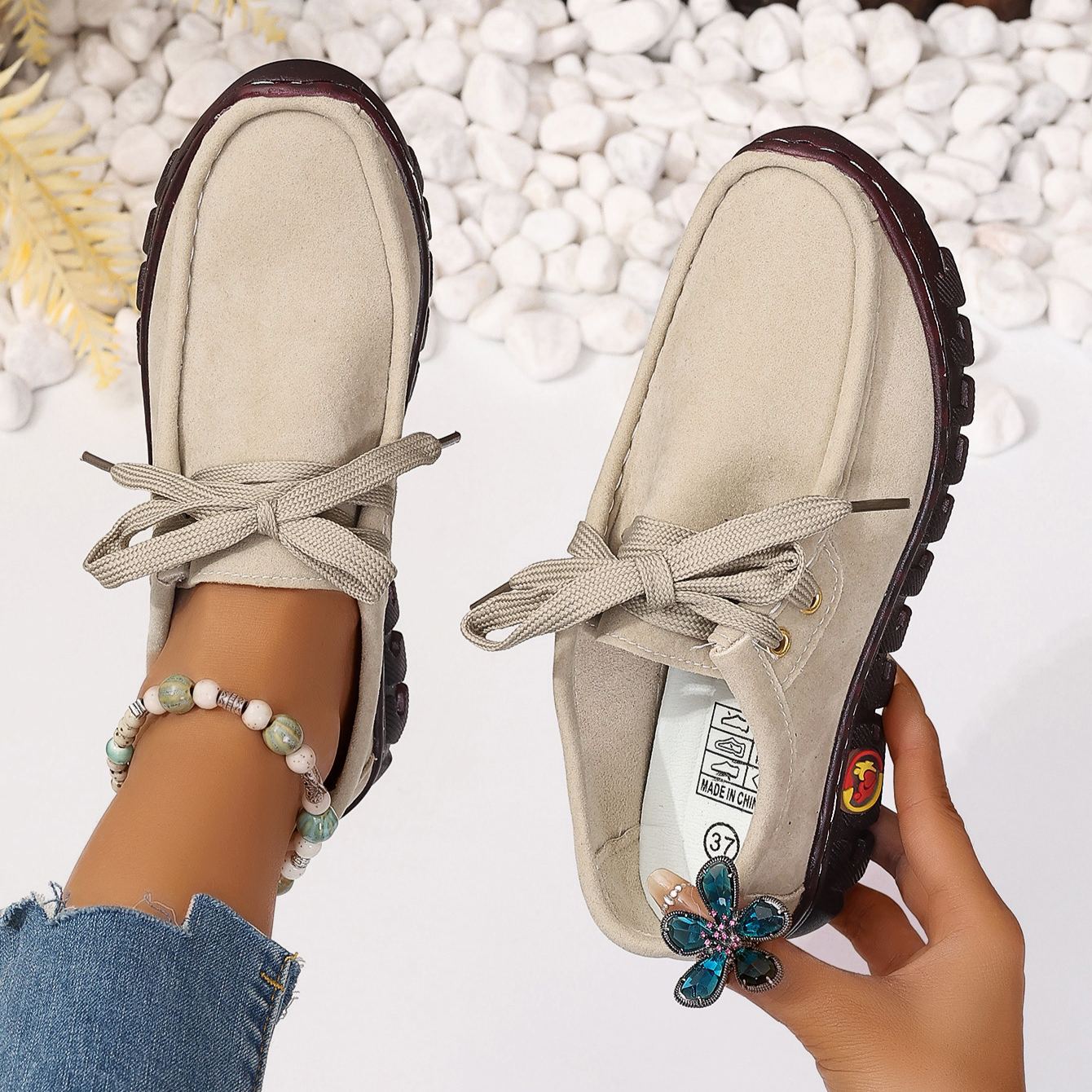 Women's Lightweight Slip-Resistant Flat Shoes