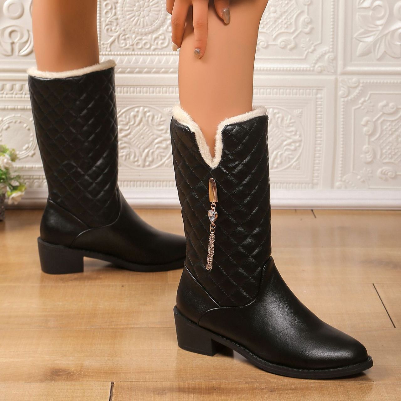 Women's Winter Chunky Heel and Side Zipper Fashion Boots