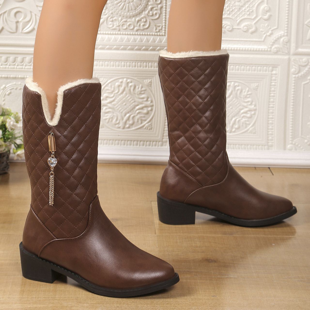Women's Winter Chunky Heel and Side Zipper Fashion Boots
