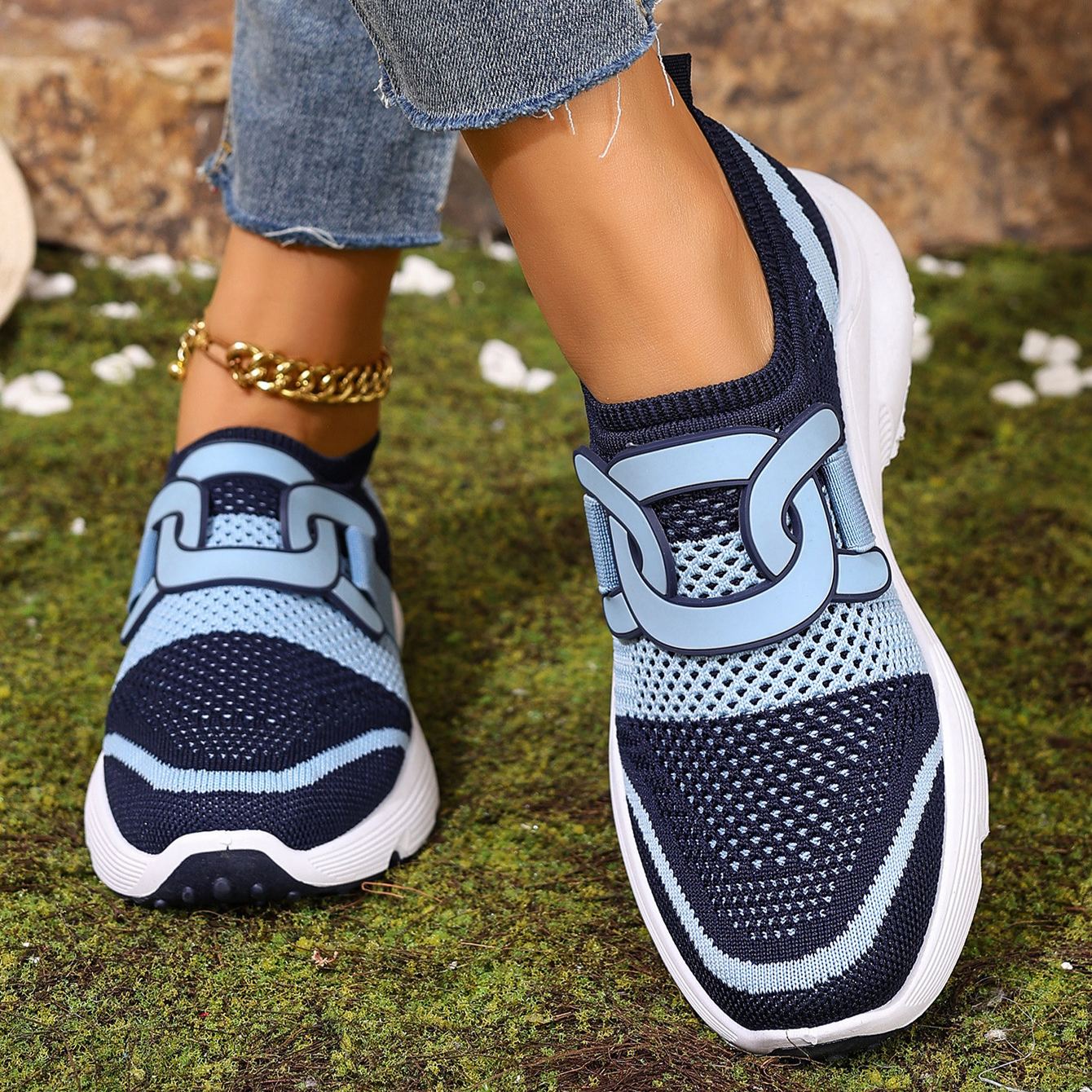 Women's Stylish Flyknit Lightweight Soft Sole Breathable Casual Shoes
