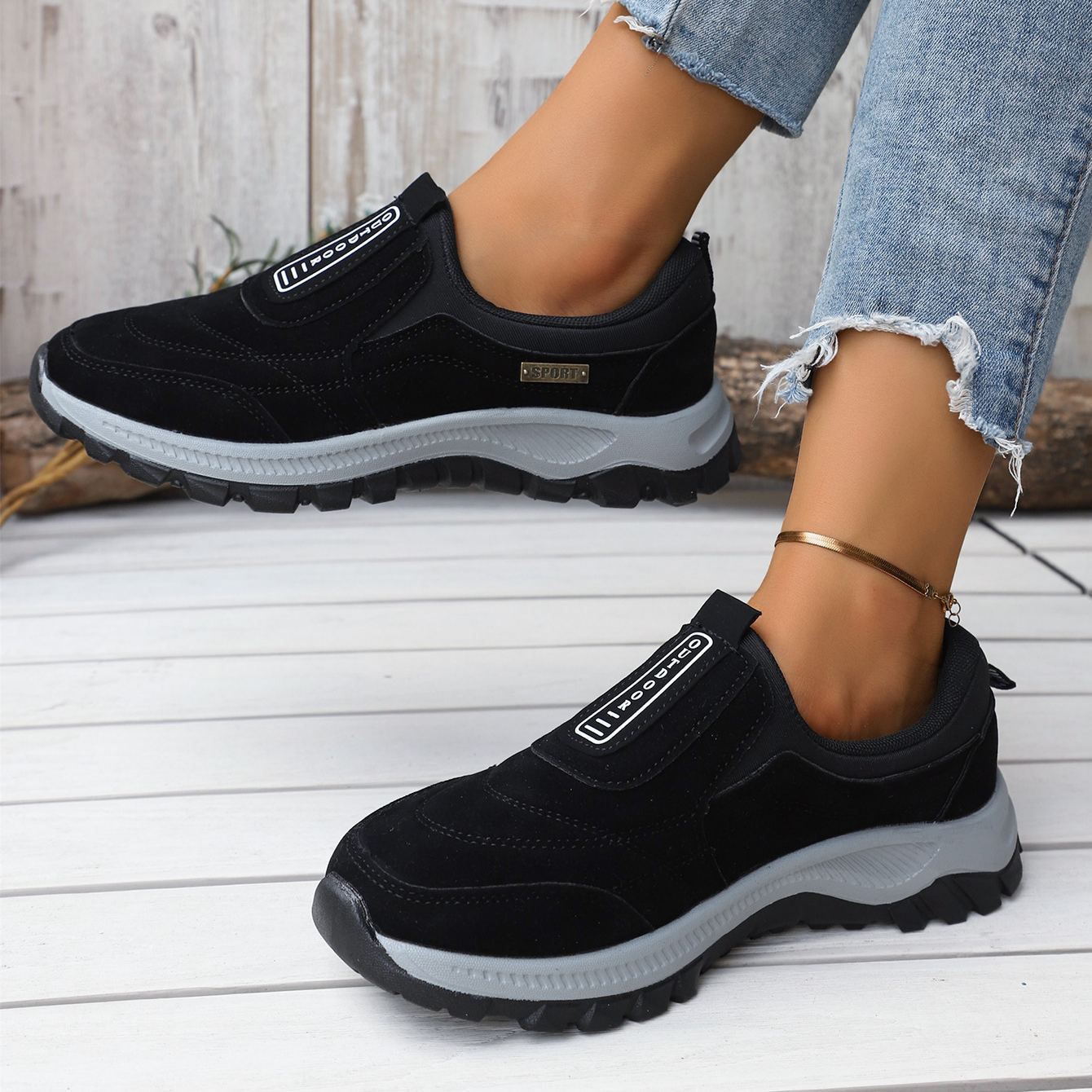 Women's Casual Lightweight All-Season Slip-on Shoes