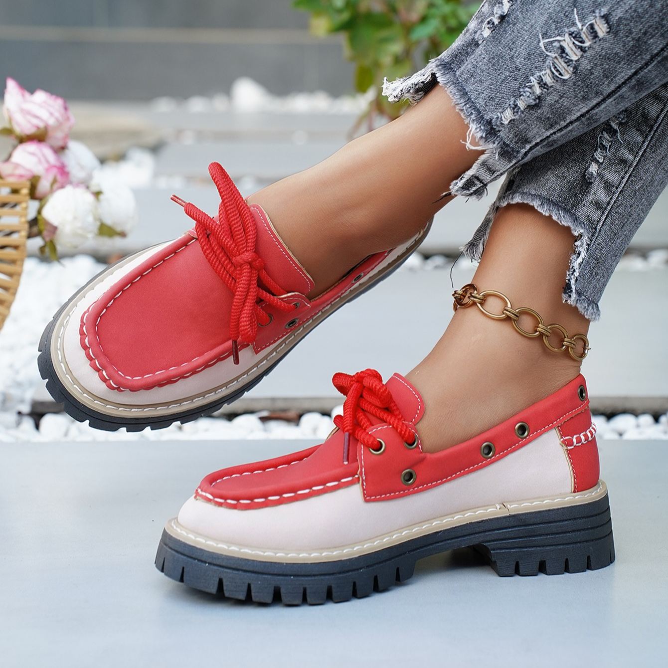 Women's Retro Metal-Detail Lace-Up Casual Loafers