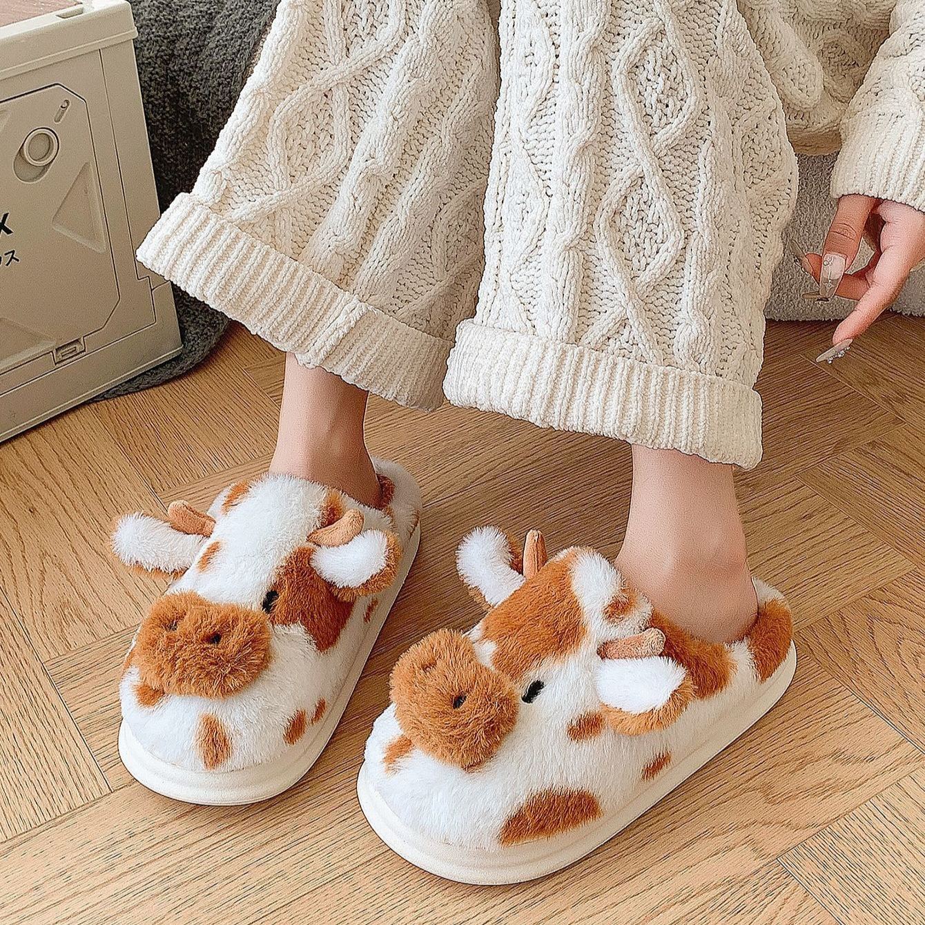 Women's Warm Slip-On Cow Slippers