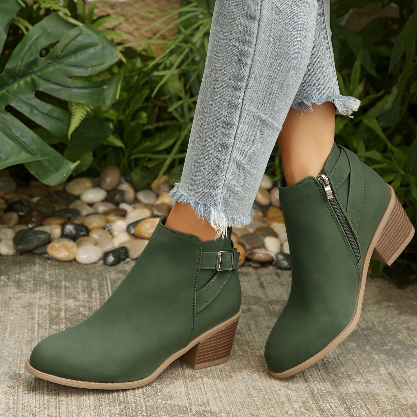 Women's Vintage Pointed Toe Chunky Heel Boots