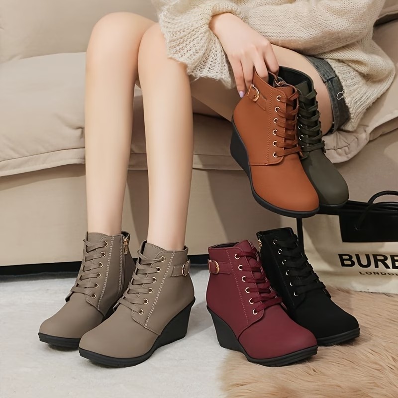 Women's Fashionable High-Top Boots with Wide Buckle