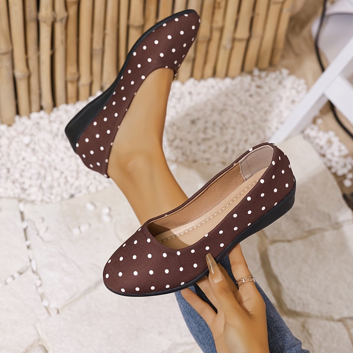 Women's Elegant Polka Dot Round Toe Soft Sole Flat Shoes