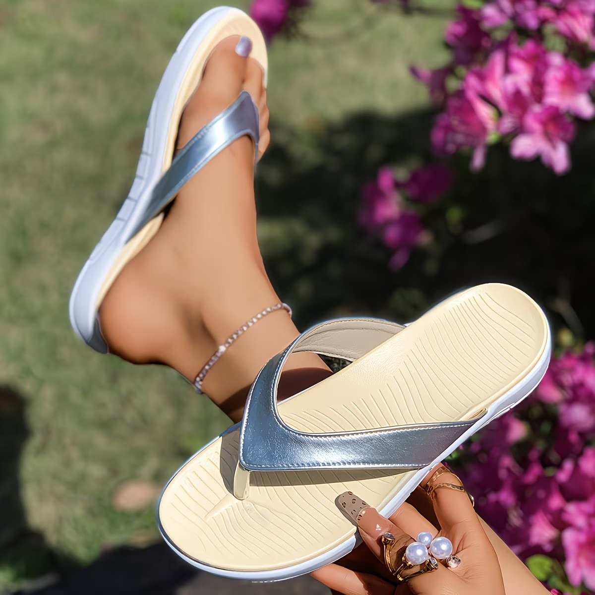 Women‘s Casual Thick Soles Flat Flip-flops