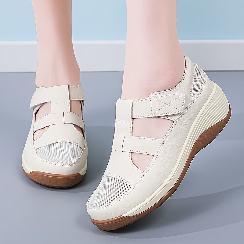 Women's Breathable Lightweight Low-Top Round Toe Casual Shoes