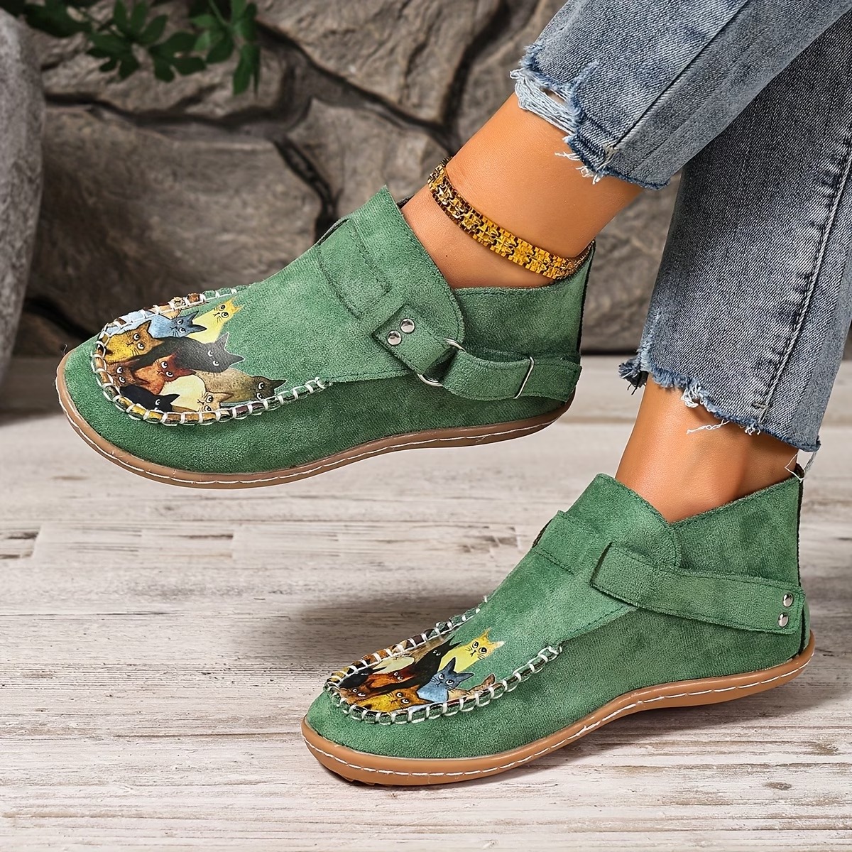 Women's Slip-on Retro Kitten-Print Lightweight Shoes