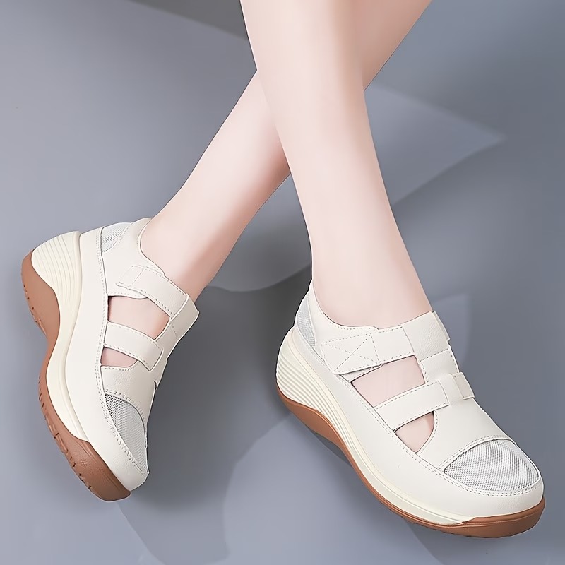 Women's Breathable Lightweight Low-Top Round Toe Casual Shoes