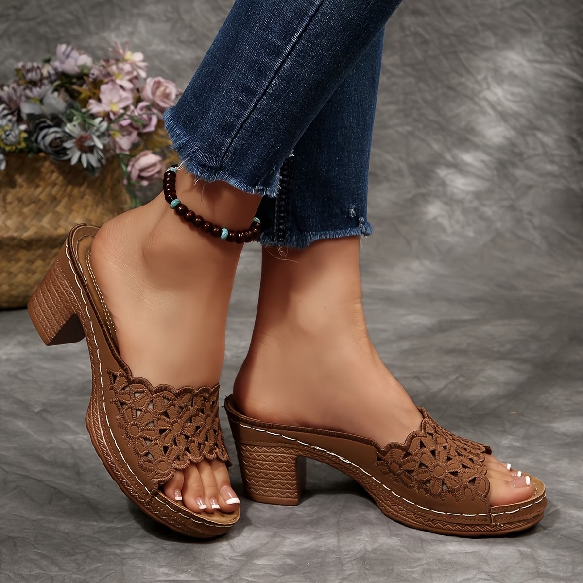 Women's New Summer Embroidered Chunky Heel Sandals