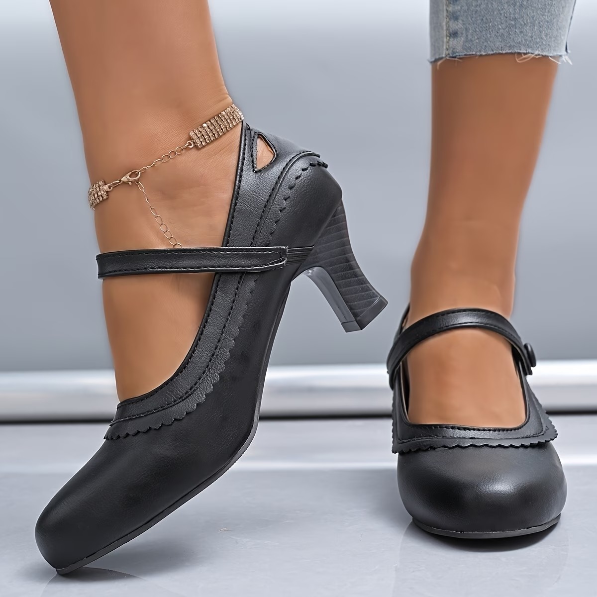 Women‘s Vintage Round Toe Mary Jane High Heels Shoes