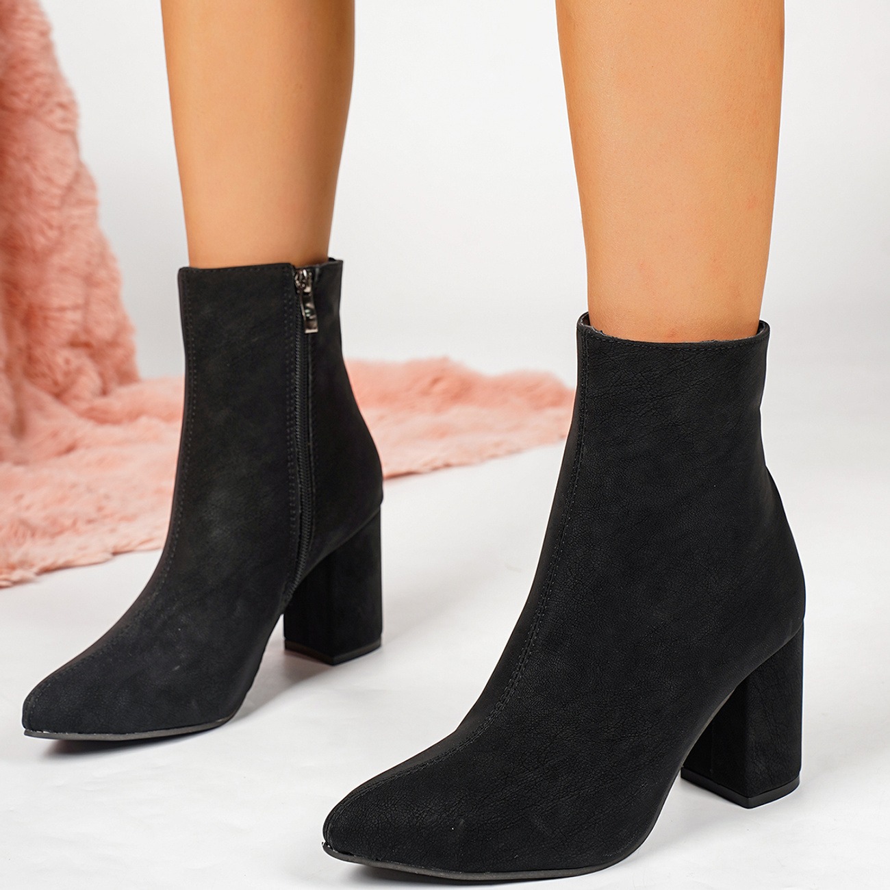 Women's Pointed Toe Chunky Heel Short Boots
